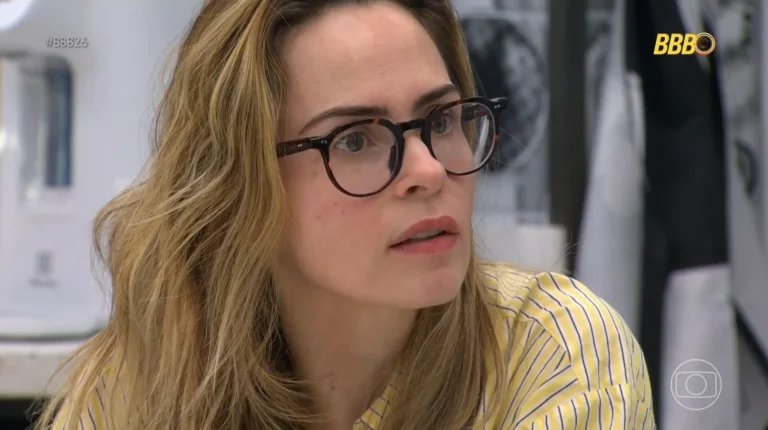 Entre tapas e estratégias, Ana Paula se mostra a maior manipuladora do BBB