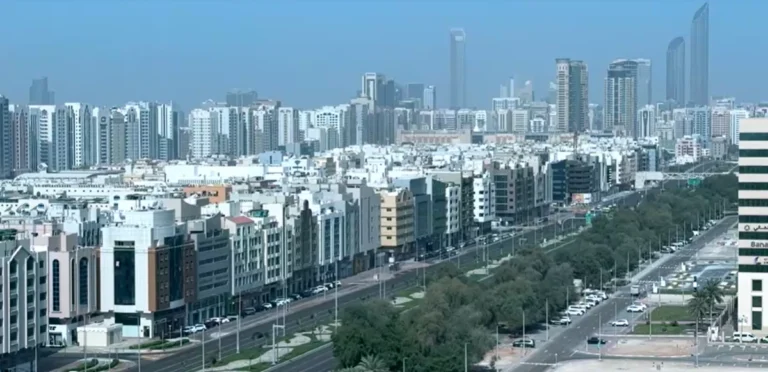 Complexo de embaixadas em Abu Dhabi é atingido por restos de drone do Irã