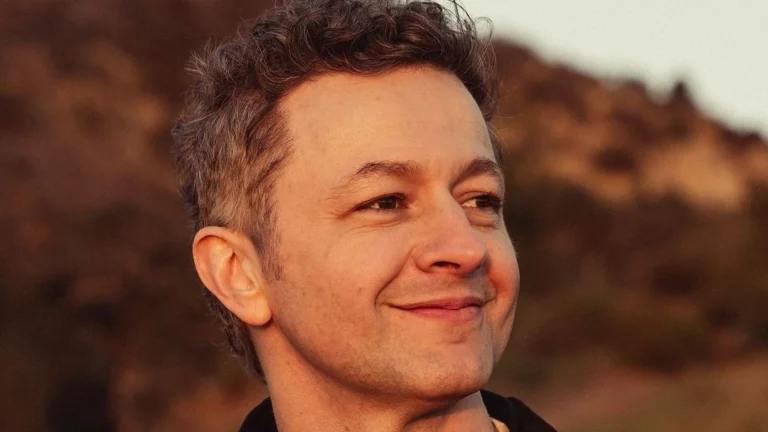 Lucas Lima reclama de ser chamado de “ex de Sandy”