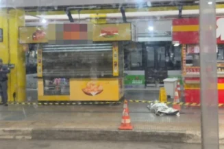 Passageiro morre esfaqueado dentro de terminal de ônibus na zona oeste