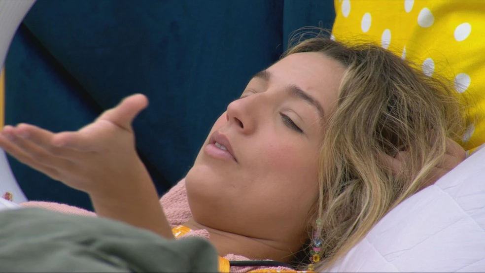 Samira revela sister que pretende indicar ao Paredão: Fica me humilhando