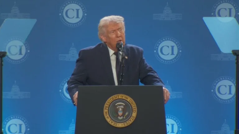 Trump ameniza sugestão de que Irã teria atacado escola de meninas