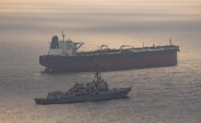 EUA redirecionaram 42 navios desde o início do bloqueio naval, diz Exército