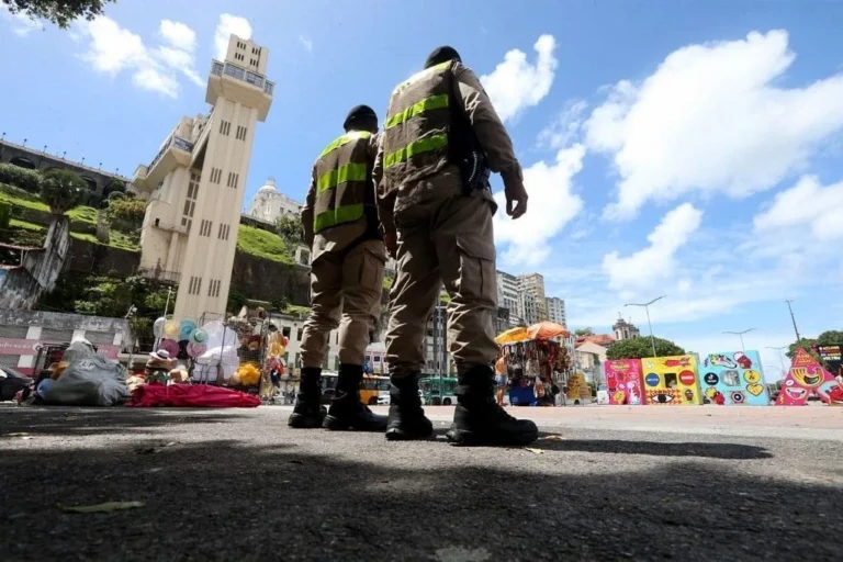 Bahia aponta queda de 22% em mortes violentas após liderar ranking