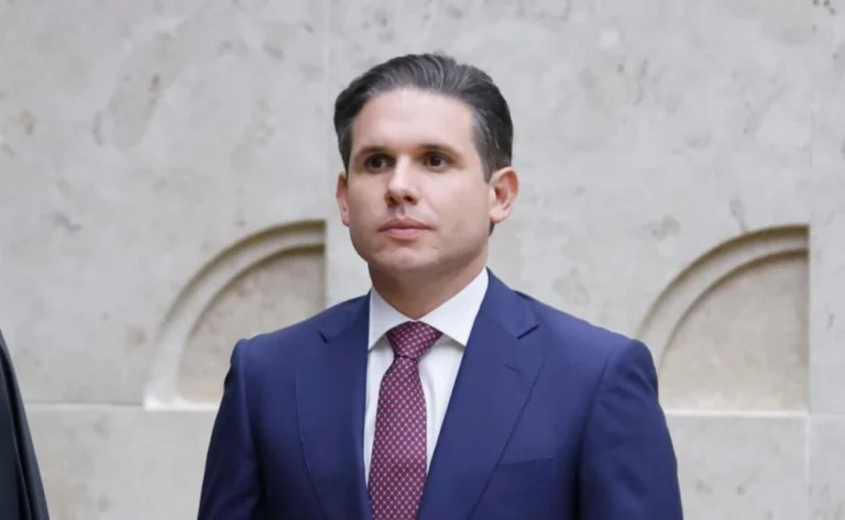 Hugo Motta cria Comissão Especial que analisará fim da escala 6×1