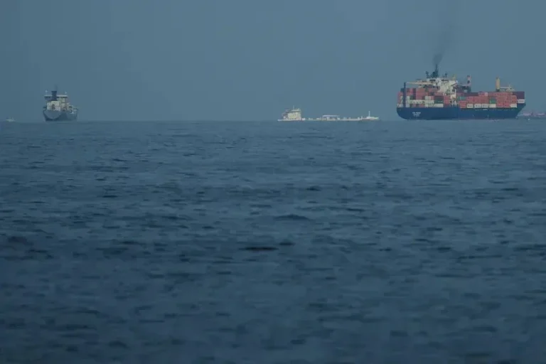 EUA bloquearão portos iranianos após negociações fracassarem em acordo