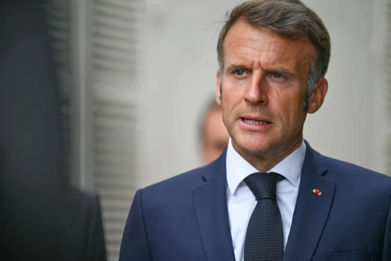 Macron condena ataques “indiscriminados” de Israel contra o Líbano