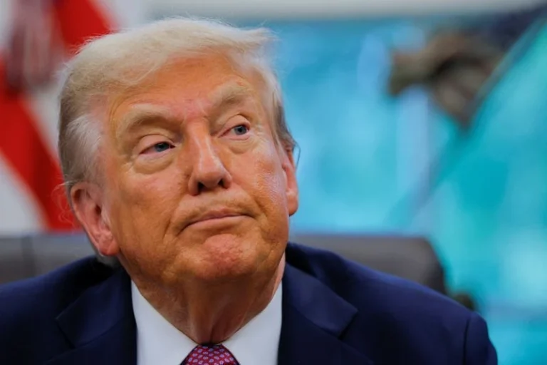 Como a guerra com o Irã enfraquece Trump internamente
