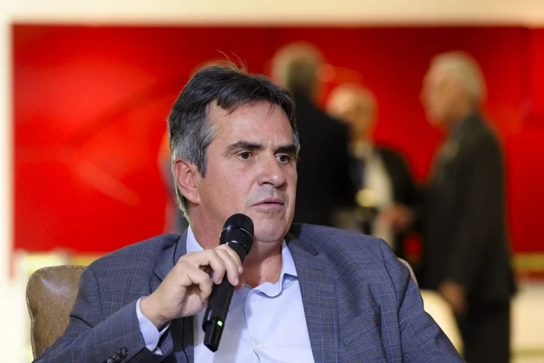 “Pagamento de 500k ou 300k?”: PF cita “mesada” de Vorcaro a Ciro Nogueira