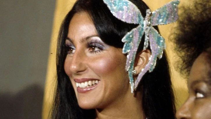 Ícone da cultura pop, Cher completa 80 anos; relembre a carreira da artista