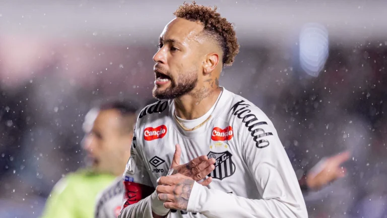 Neymar não deve mais jogar pelo Santos até a Copa do Mundo, diz site