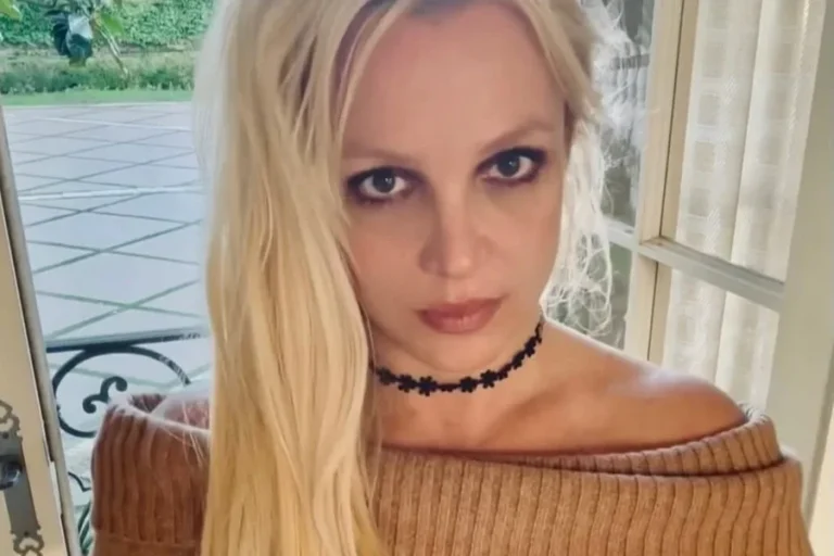 Britney Spears reaparece nas redes após deixar clínica de reabilitação