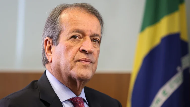 Falas de Valdemar geram desgaste e reclamações em pré-campanha de Flávio
