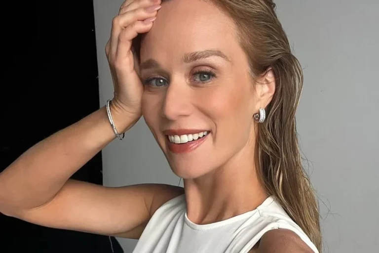 Mariana Ximenes surpreende com 1ª foto do novo namorado misterioso