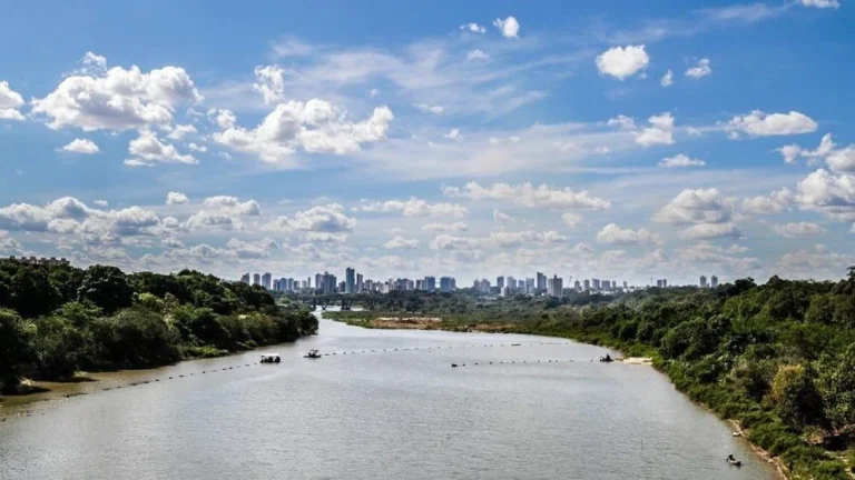 Semana em Teresina será marcada por céu parcialmente nublado e chuvas