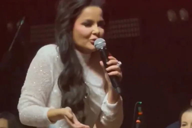 Maraisa interrompe show e dá bronca em fã: “Se não sabe usar, se retire”. Veja o vídeo