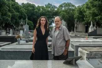 Otoniel descobre verdade sobre Francesca em Quem Ama Cuida