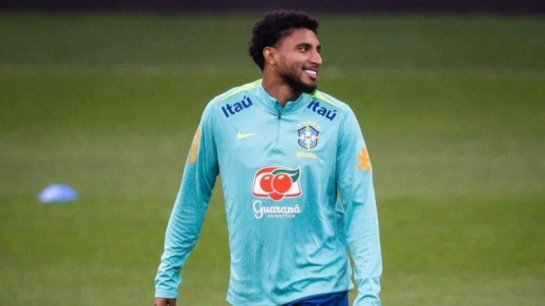 Éderson se apresenta à Seleção, e Neymar passa por exames pré-Copa