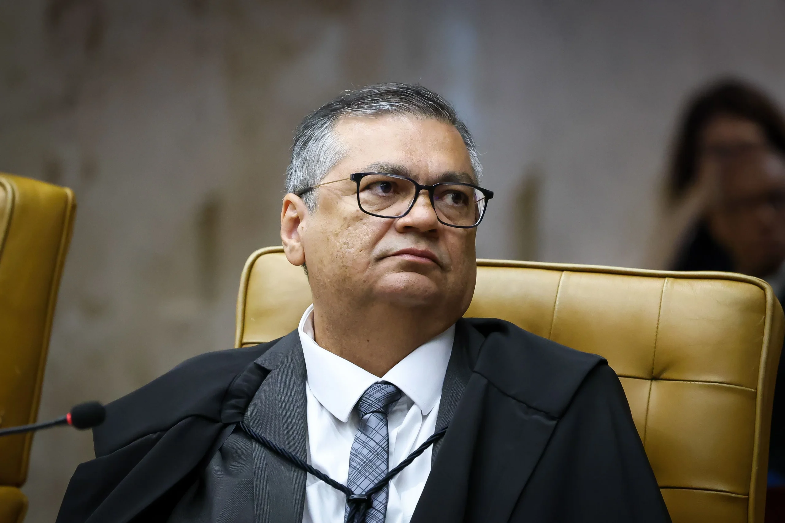 Dino rejeita parte de plano do governo para reestruturar a CVM