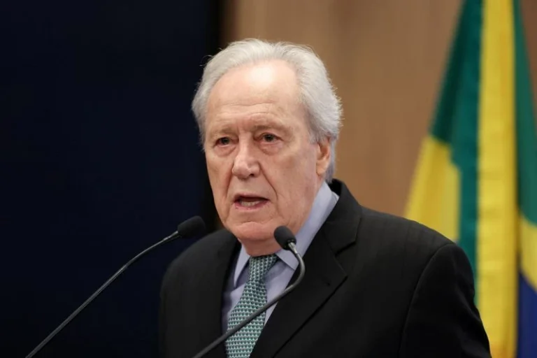 Lewandowski: classificação dos EUA sobre PCC e CV é atentado à soberania