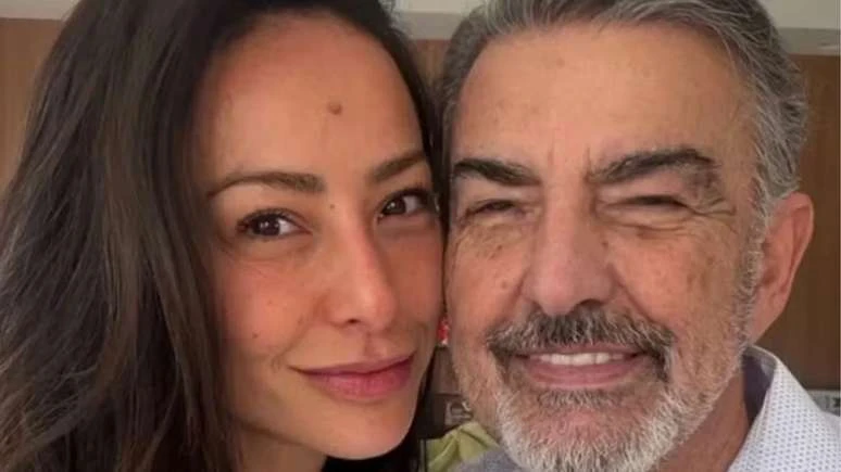 Em meio à gravidez, Sabrina Sato enfrenta internação às pressas do pai e desabafa: 'Susto'