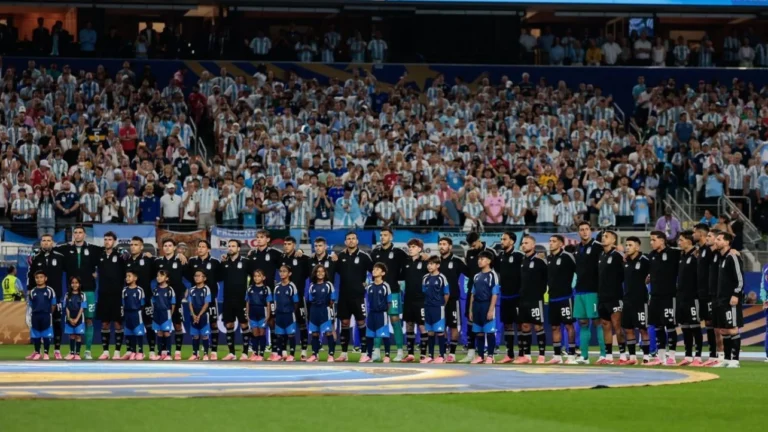 Argentina aciona alerta por invasão de torcidas organizadas em semifinal