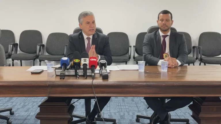 SP: PF cita suposto repasse de R$ 100 mil a delegado de Operações Especiais