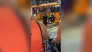 Ônibus são vandalizados após tumulto na saída da Praia de Copacabana