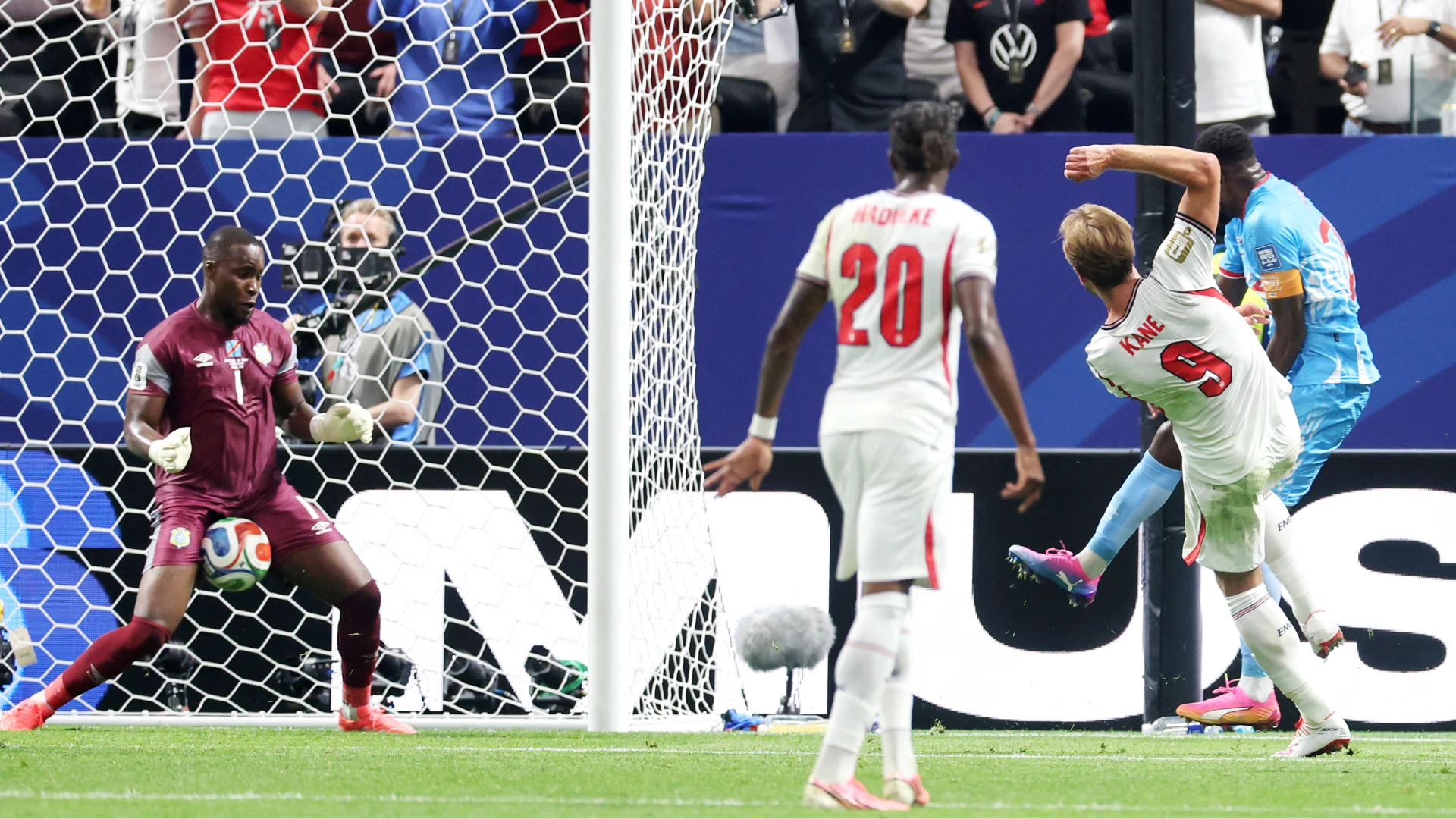 Tuchel elogia Kane após vitória da Inglaterra na Copa: 
