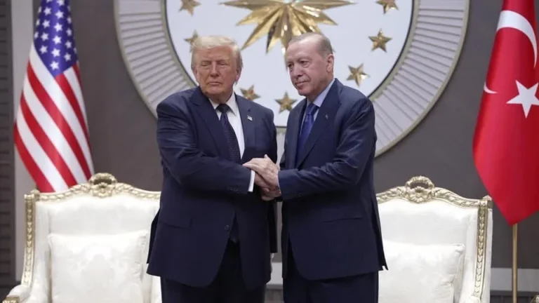 O que sabemos sobre a reunião de Trump e Erdogan na Turquia?