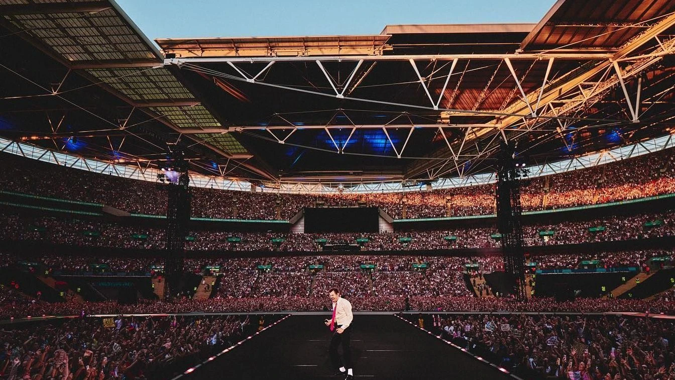 Harry Styles quebra recorde do Guinness ao fim de turnê na Inglaterra
