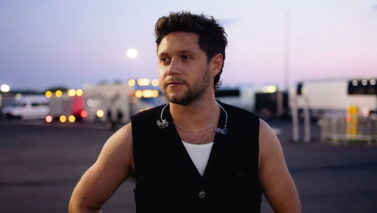 Niall Horan se desculpa com fãs argentinos após curtir post sobre Malvinas