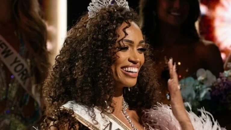 Mãe é coroada como Miss Estados Unidos pela primeira vez na história