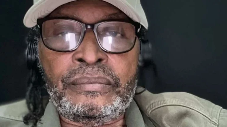 Grave? Cantor Edson Gomes é internado às pressas UTI