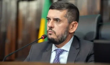 Defesa de Bacellar aciona STF, questiona relatoria de Moraes e pede soltura