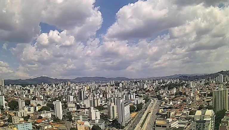 Belo Horizonte tem semana de céu aberto e máximas de 34ºC