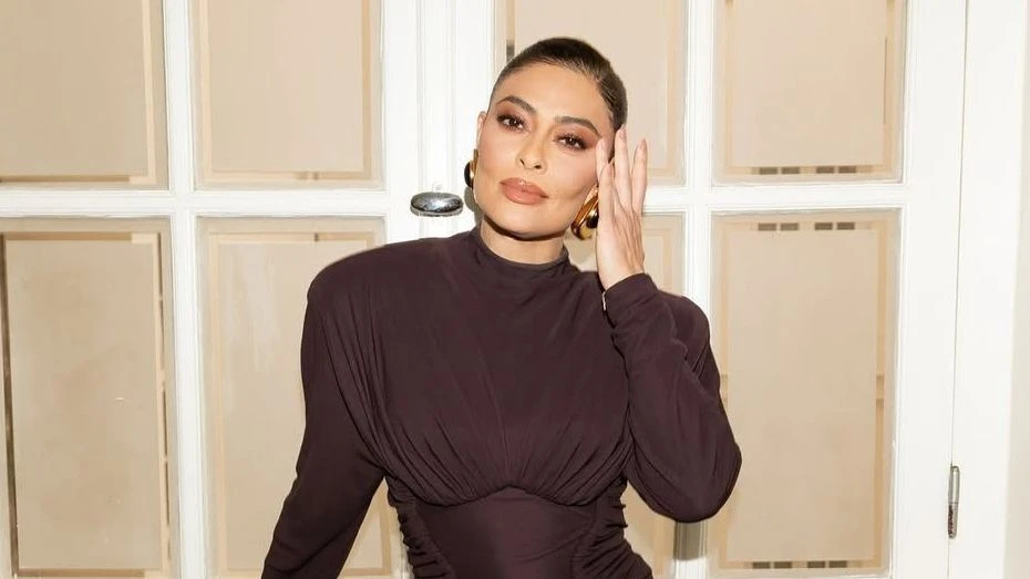 Juliana Paes compartilha novo registro de férias com filhos: 