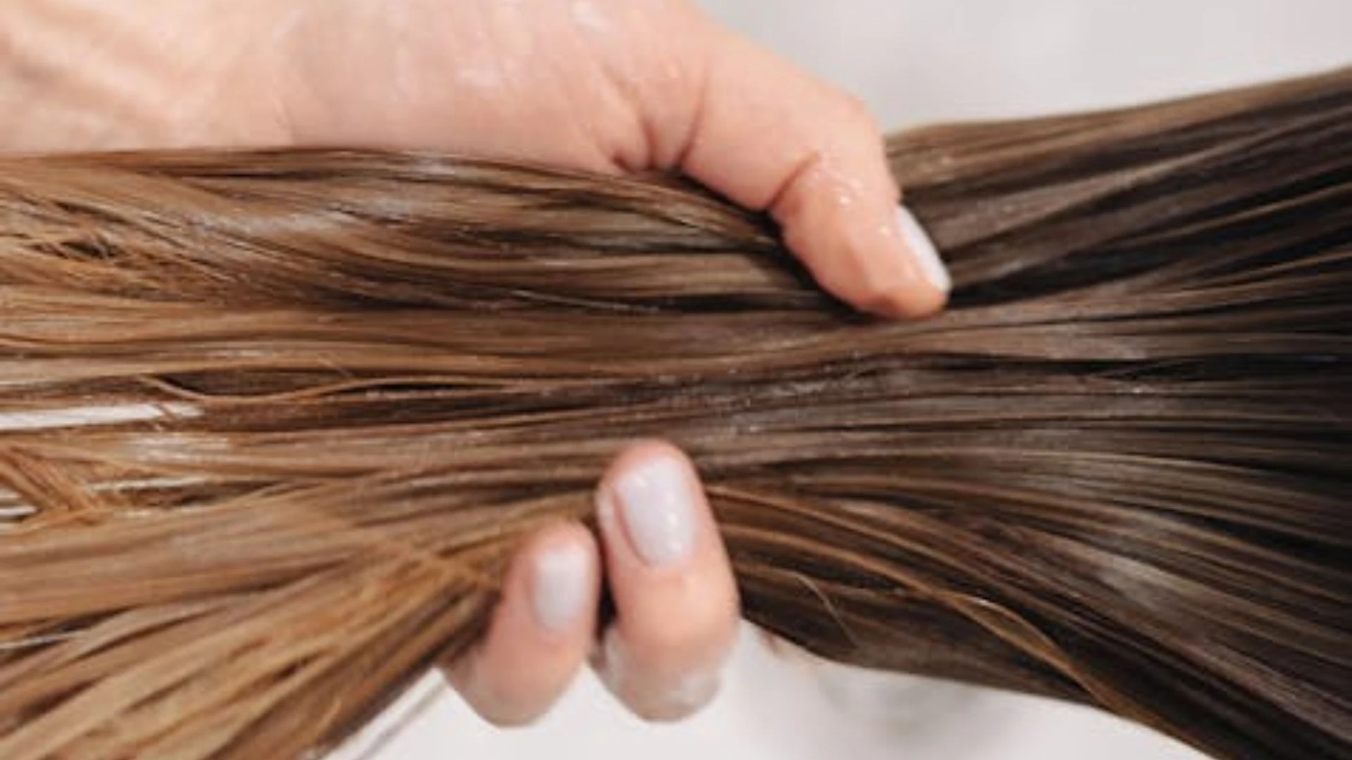 Cabelo platinado: como manter a cor e os fios saudáveis