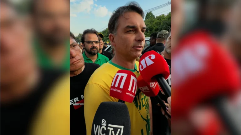 Flávio diz que julgamento será importante e quer investigação contra Moraes