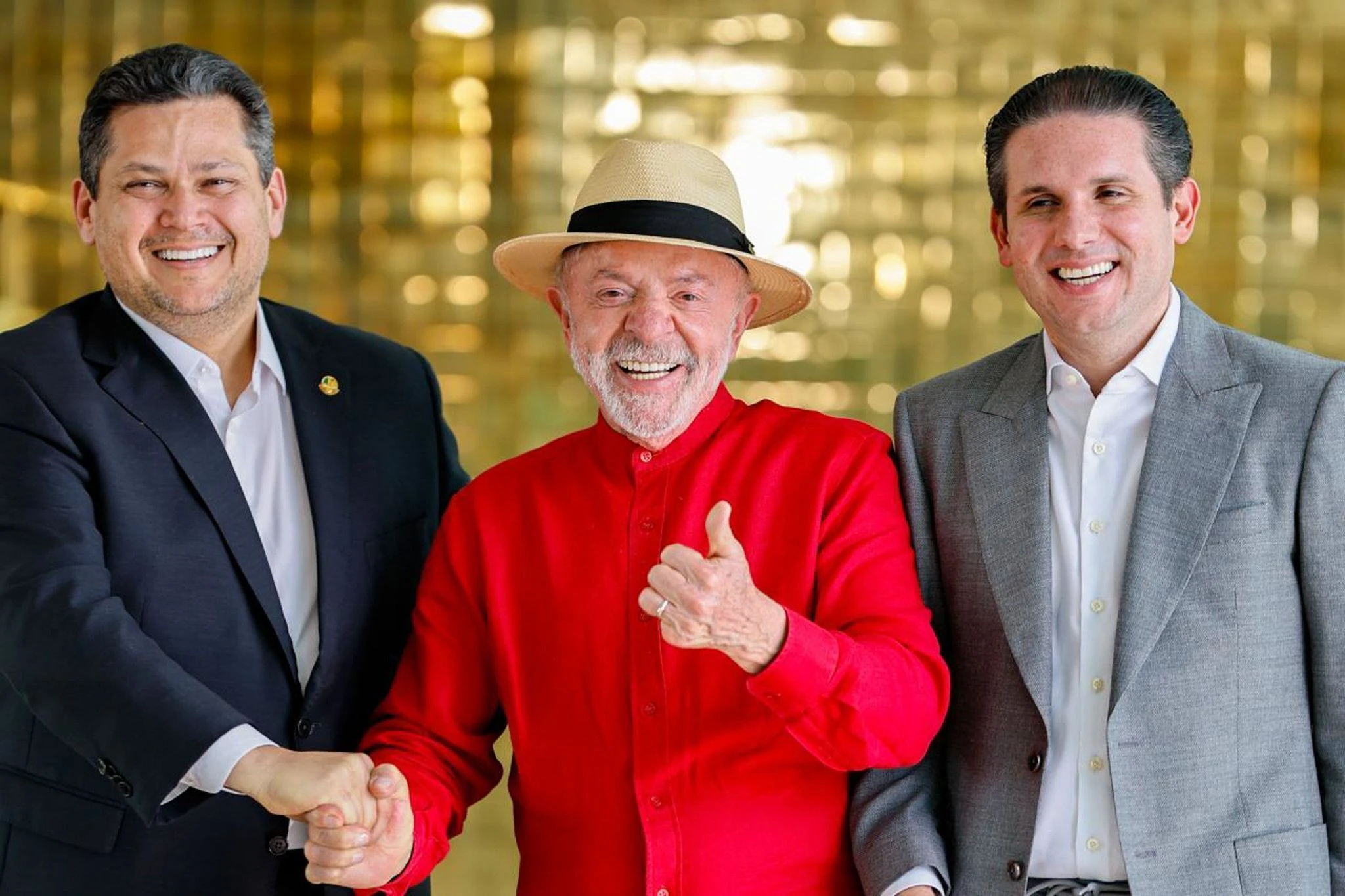 Hugo e Alcolumbre pavimentam reeleição no Congresso com vitória de Lula
