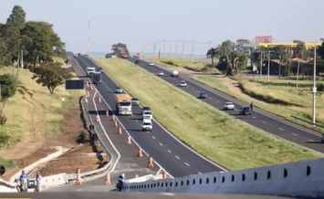 Estimativa é de 16,7 milhões de veículos nas rodovias estaduais no feriado
