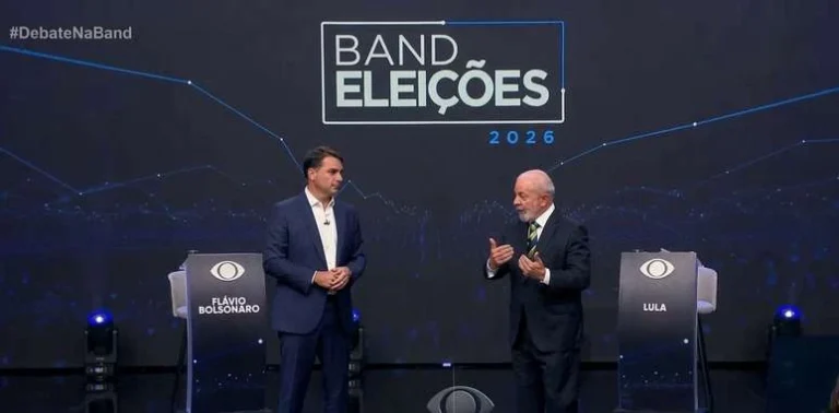 Debate entre Lula e Flávio na Band superou a audiência do confronto do petista com Jair Bolsonaro em 2022