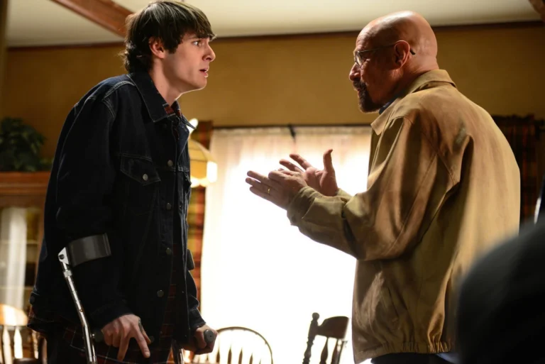 Cranston reage ao título de “Breaking Bad” como a melhor série do século