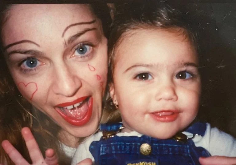 Madonna celebra 30 anos da primogênita e relembra “nascimento dramático”
