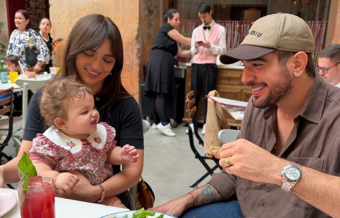 Rafa Kalimann mostra almoço em família e se declara para a filha