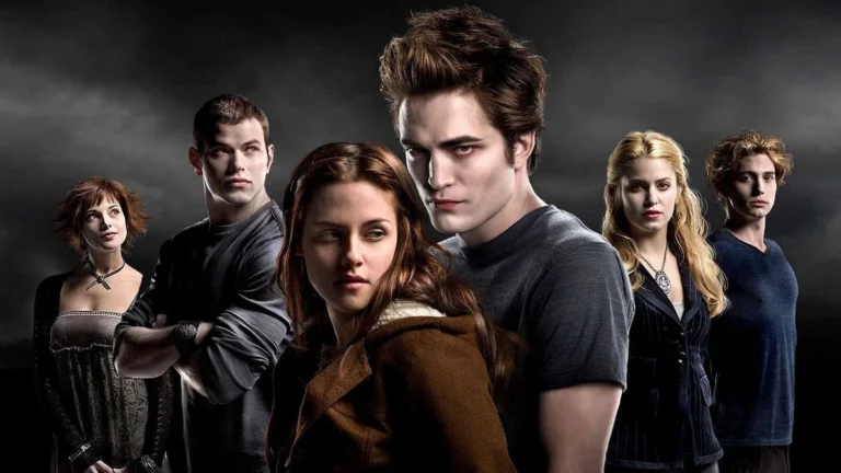 Atores de “Crepúsculo” revelam que elenco mantém grupo de mensagens